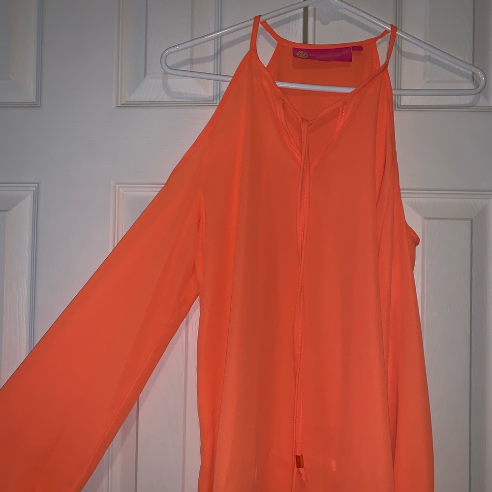 Cold Shoulder Top - Picture 2 of 3